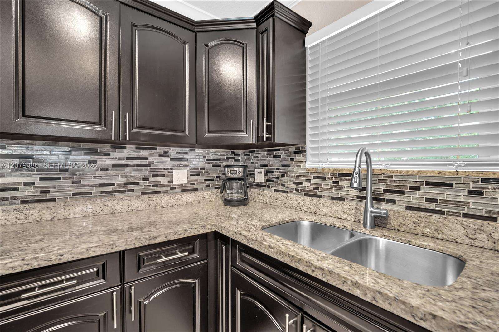 628 4th St, Hallandale Beach, FL 33009 - For Sale photo 10