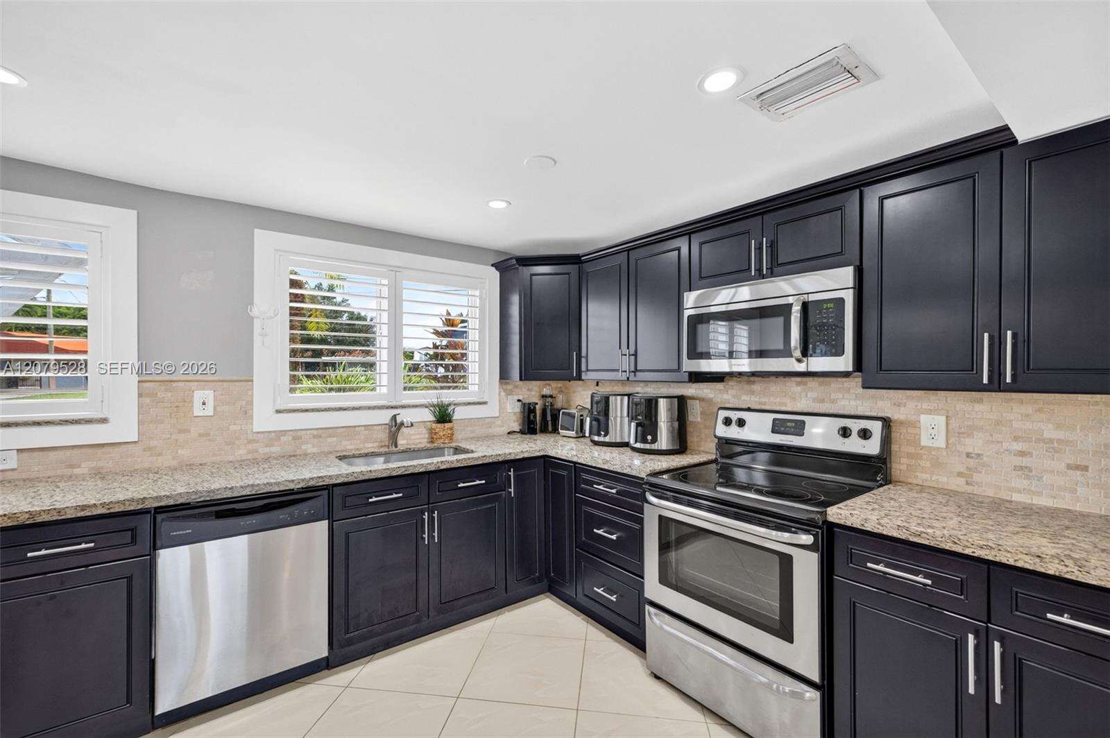 2518 Tortugas Ln, Fort Lauderdale, FL 33312 - For Sale photo 32