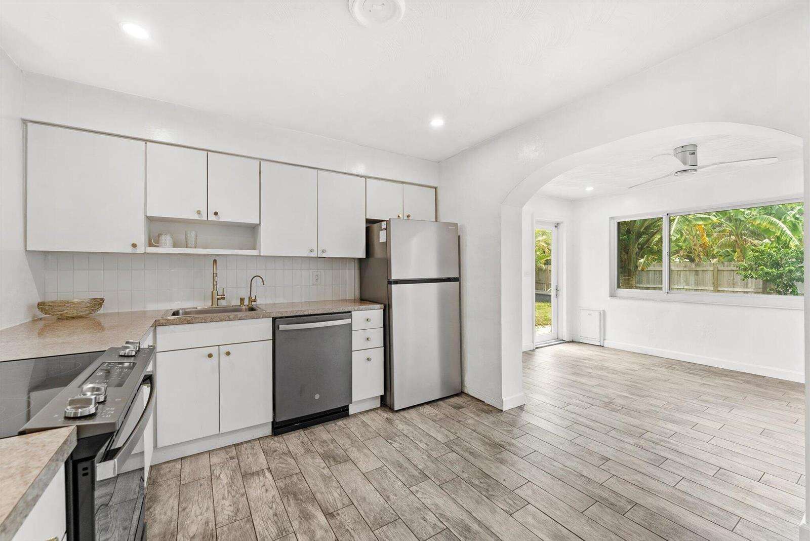 4641 25th, Dania Beach, FL 33312 - For Sale photo 11