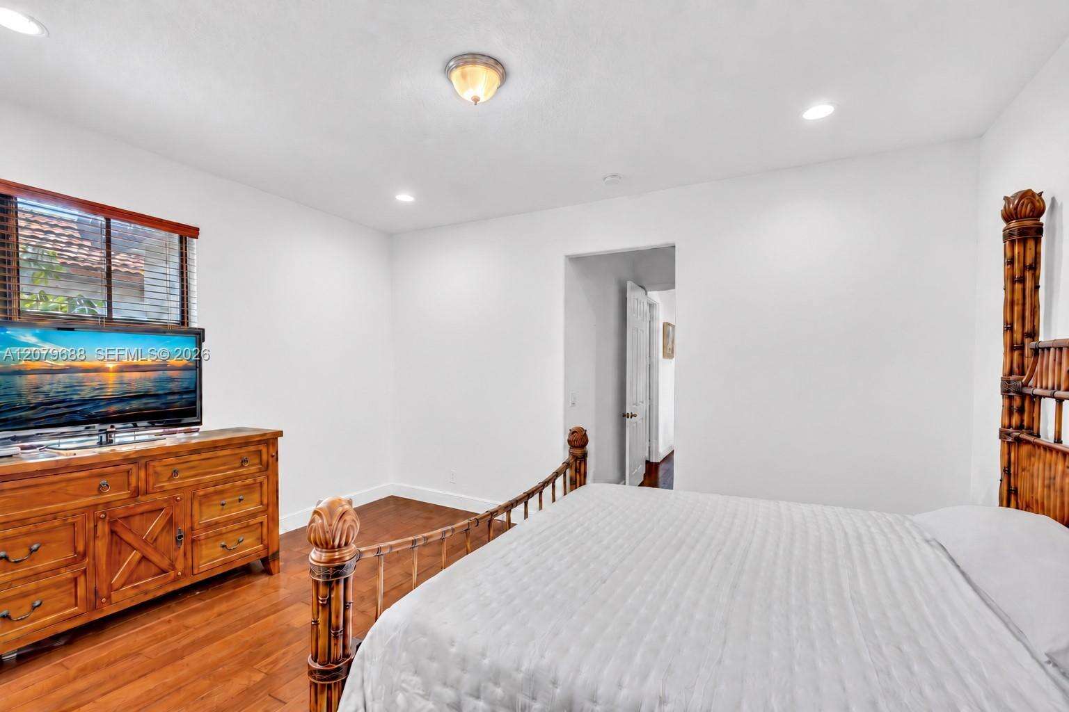 8397 38th St, Cooper City, FL 33024 - For Sale photo 16