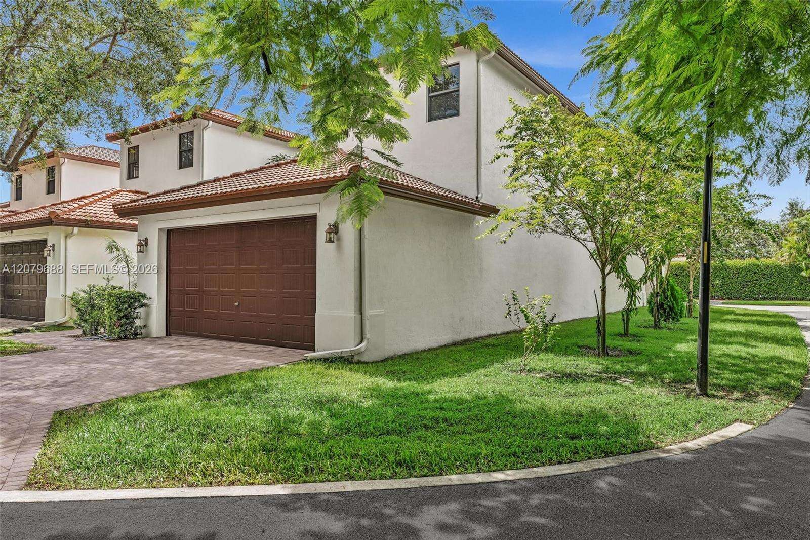 8397 38th St, Cooper City, FL 33024 - For Sale photo 3