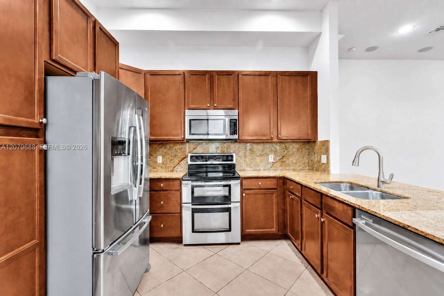 8397 38th St, Cooper City, FL 33024 - For Sale photo 7