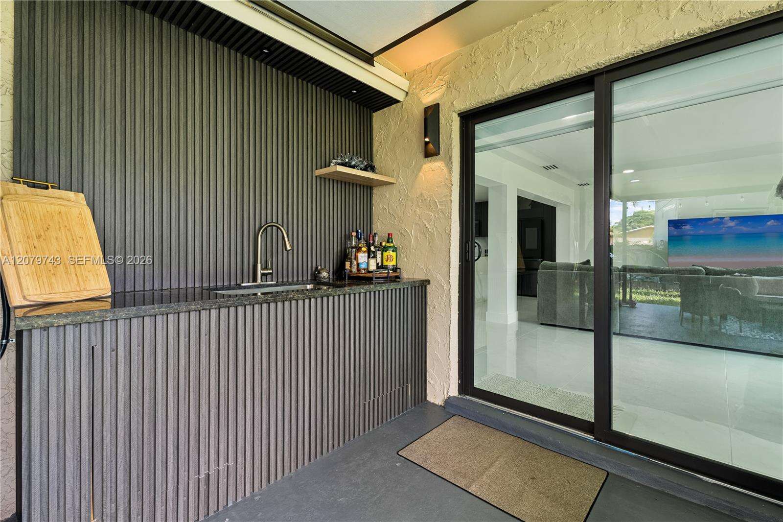 620 98th Ave, Pembroke Pines, FL 33024 - For Sale photo 21