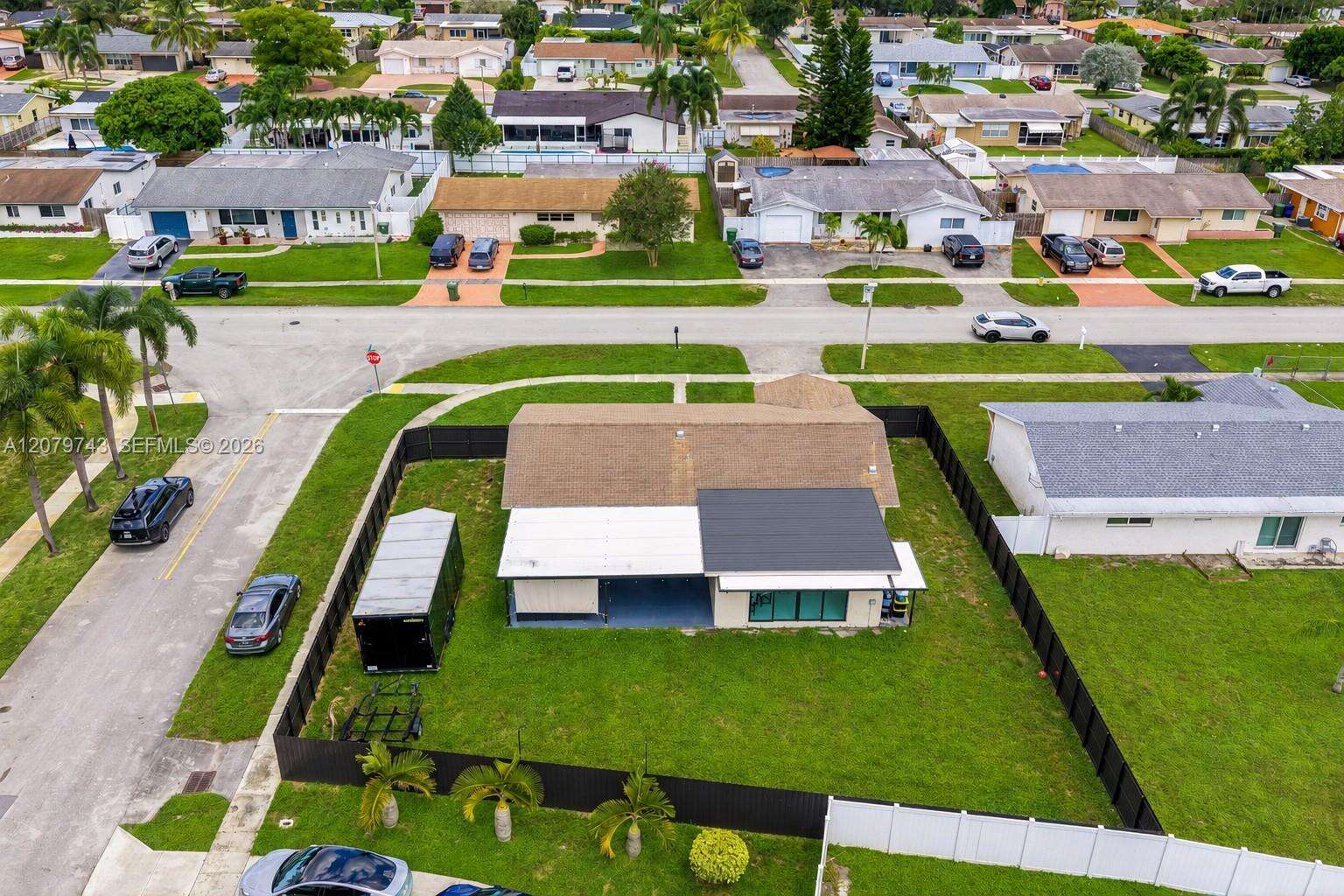 620 98th Ave, Pembroke Pines, FL 33024 - For Sale photo 25