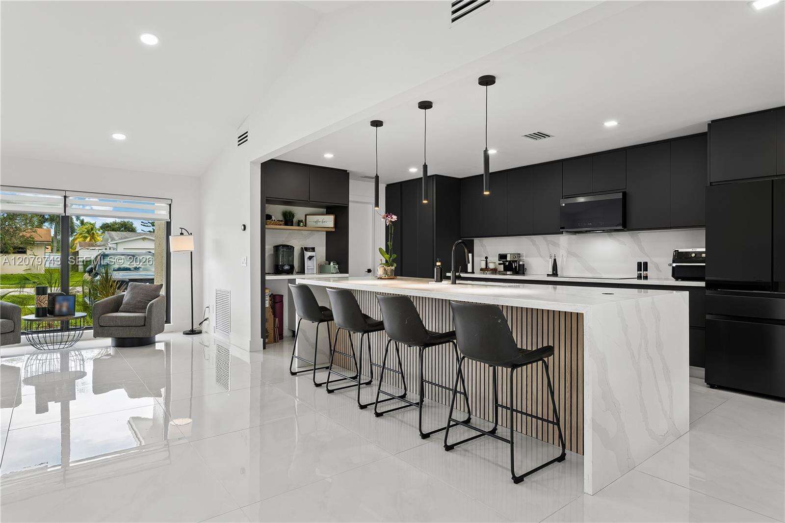 620 98th Ave, Pembroke Pines, FL 33024 - For Sale photo 7