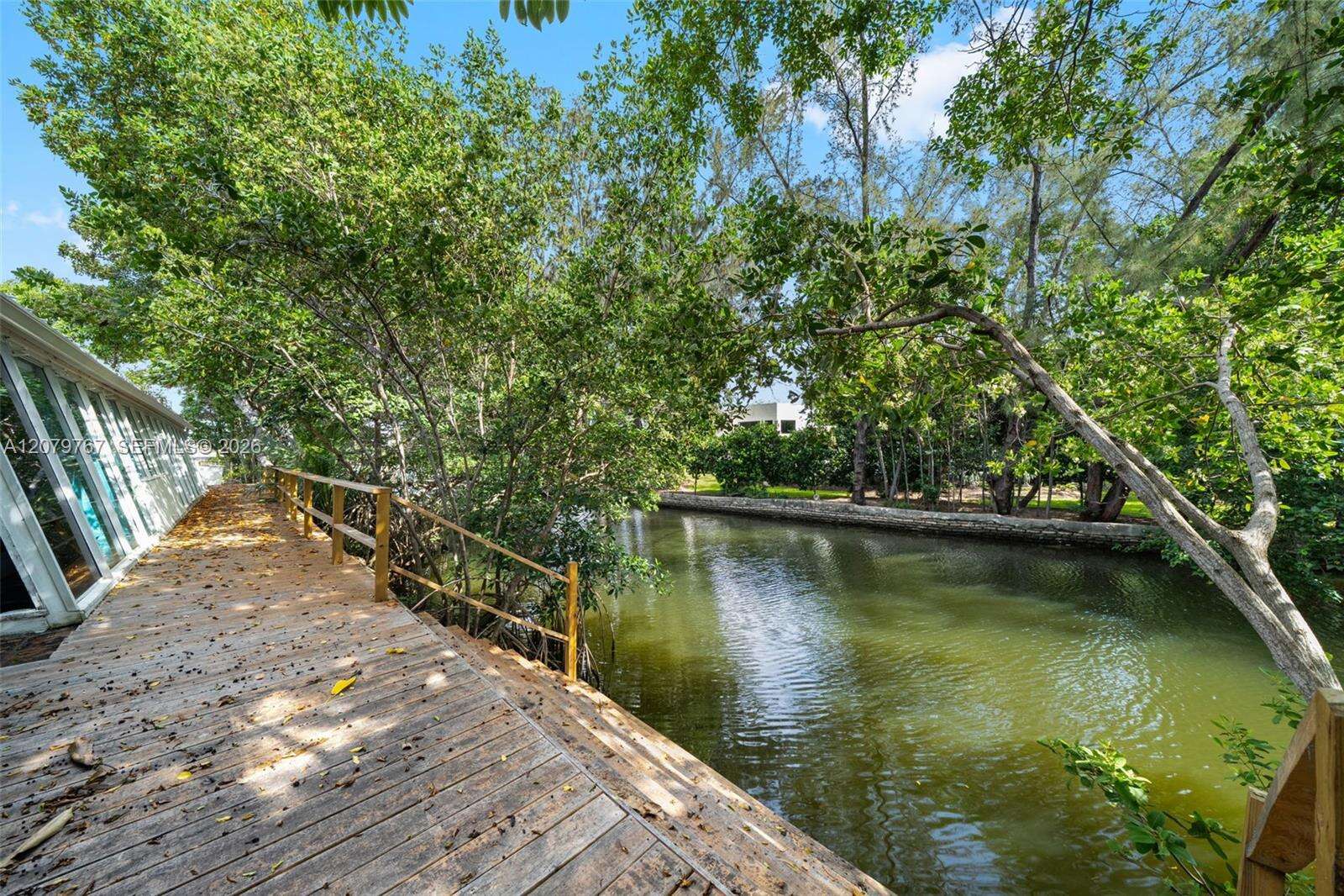 19860 24th Ct, Miami, FL 33180 - For Sale photo 29