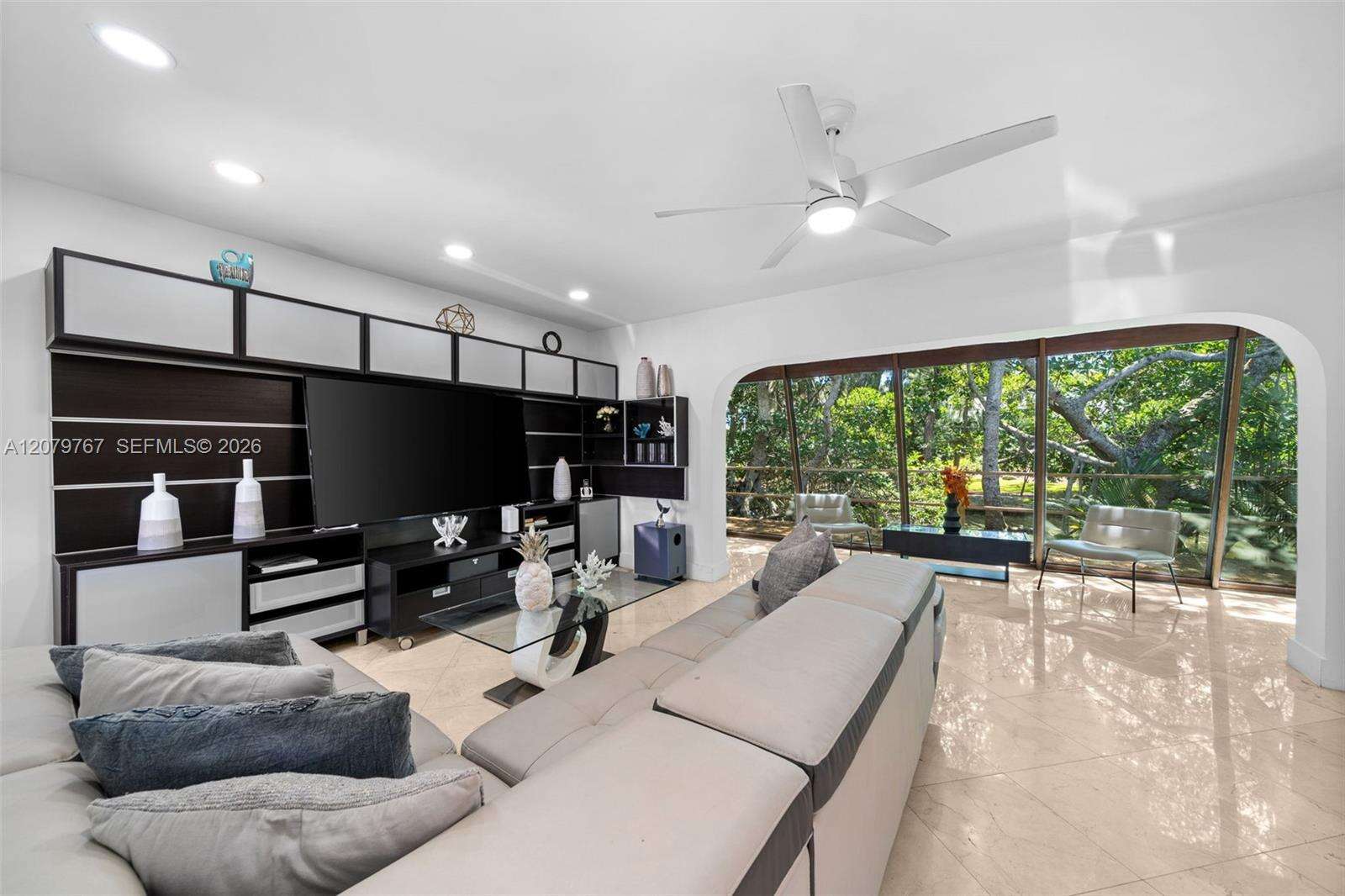 19860 24th Ct, Miami, FL 33180 - For Sale photo 7