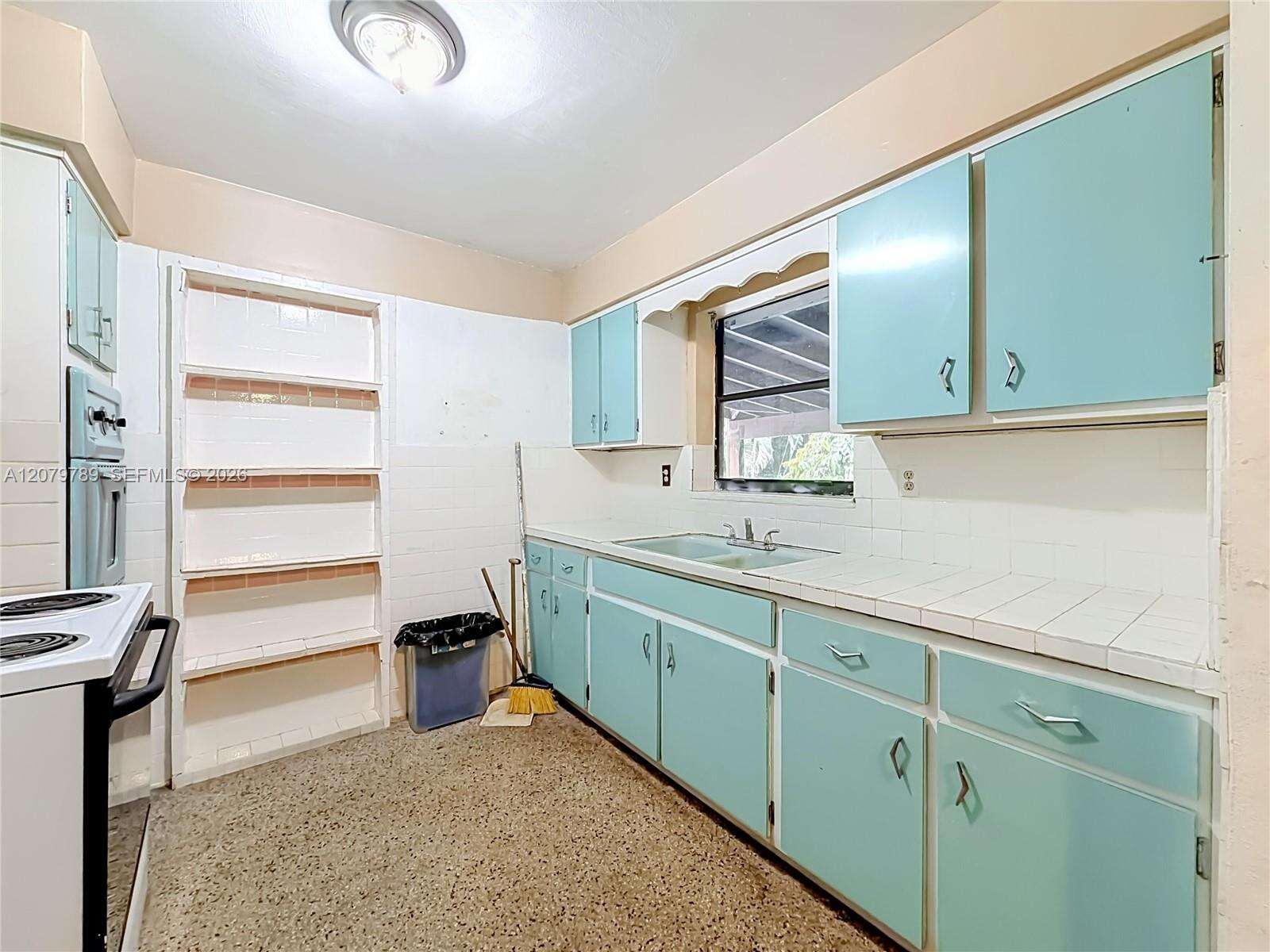 5661 Allen St, Hollywood, FL 33021 - For Sale photo 24