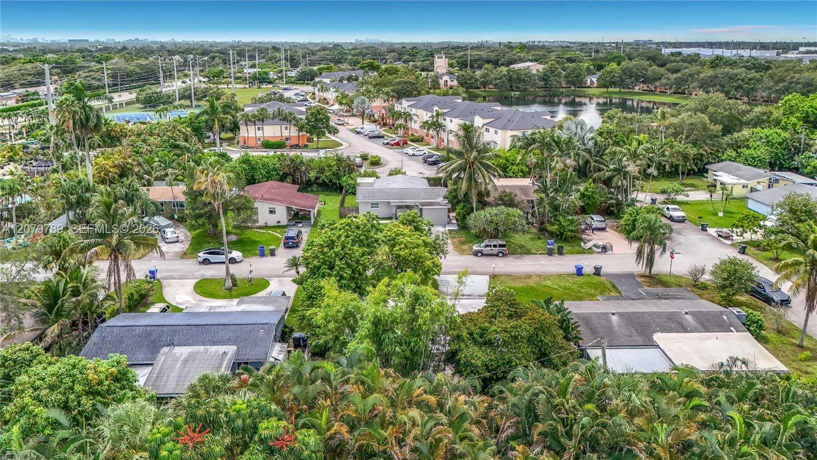 5661 Allen St, Hollywood, FL 33021 - For Sale photo 55