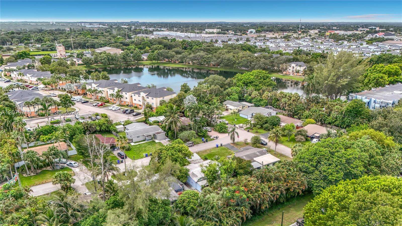 5661 Allen St, Hollywood, FL 33021 - For Sale photo 58