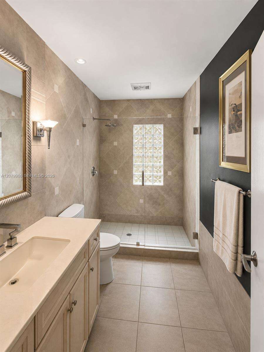 2421 13th St, Fort Lauderdale, FL 33304 - For Sale photo 15
