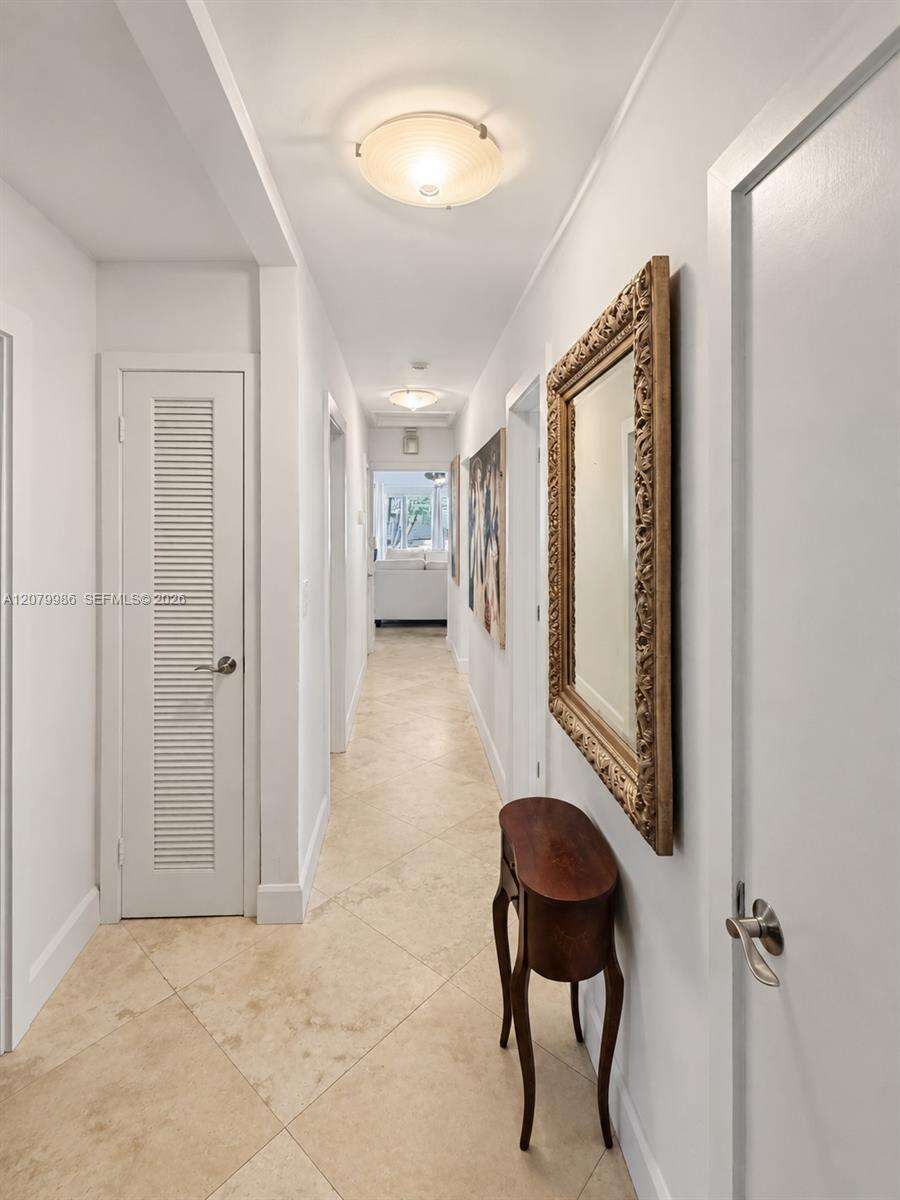 2421 13th St, Fort Lauderdale, FL 33304 - For Sale photo 17