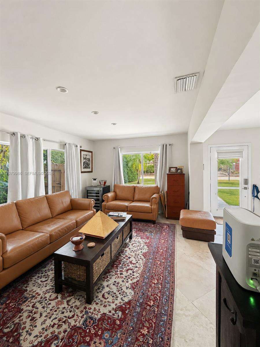 2421 13th St, Fort Lauderdale, FL 33304 - For Sale photo 36
