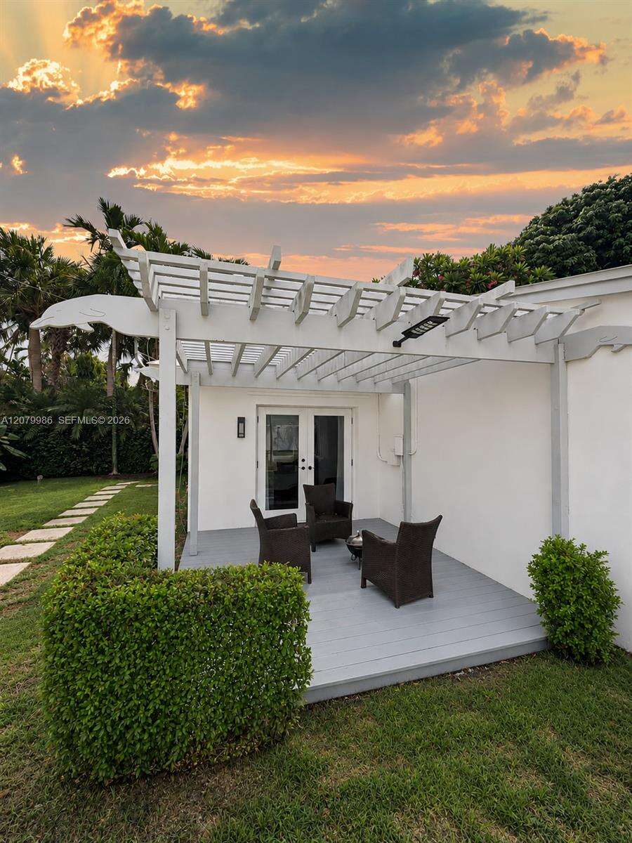 2421 13th St, Fort Lauderdale, FL 33304 - For Sale photo 6