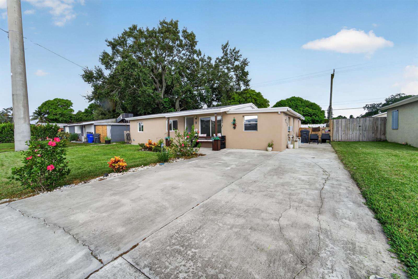 5900 Atlanta, Hollywood, FL 33021 - For Sale photo 3
