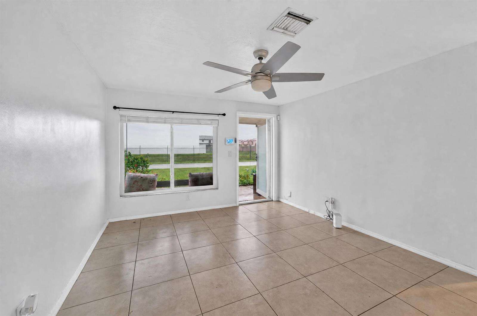 5900 Atlanta, Hollywood, FL 33021 - For Sale photo 7
