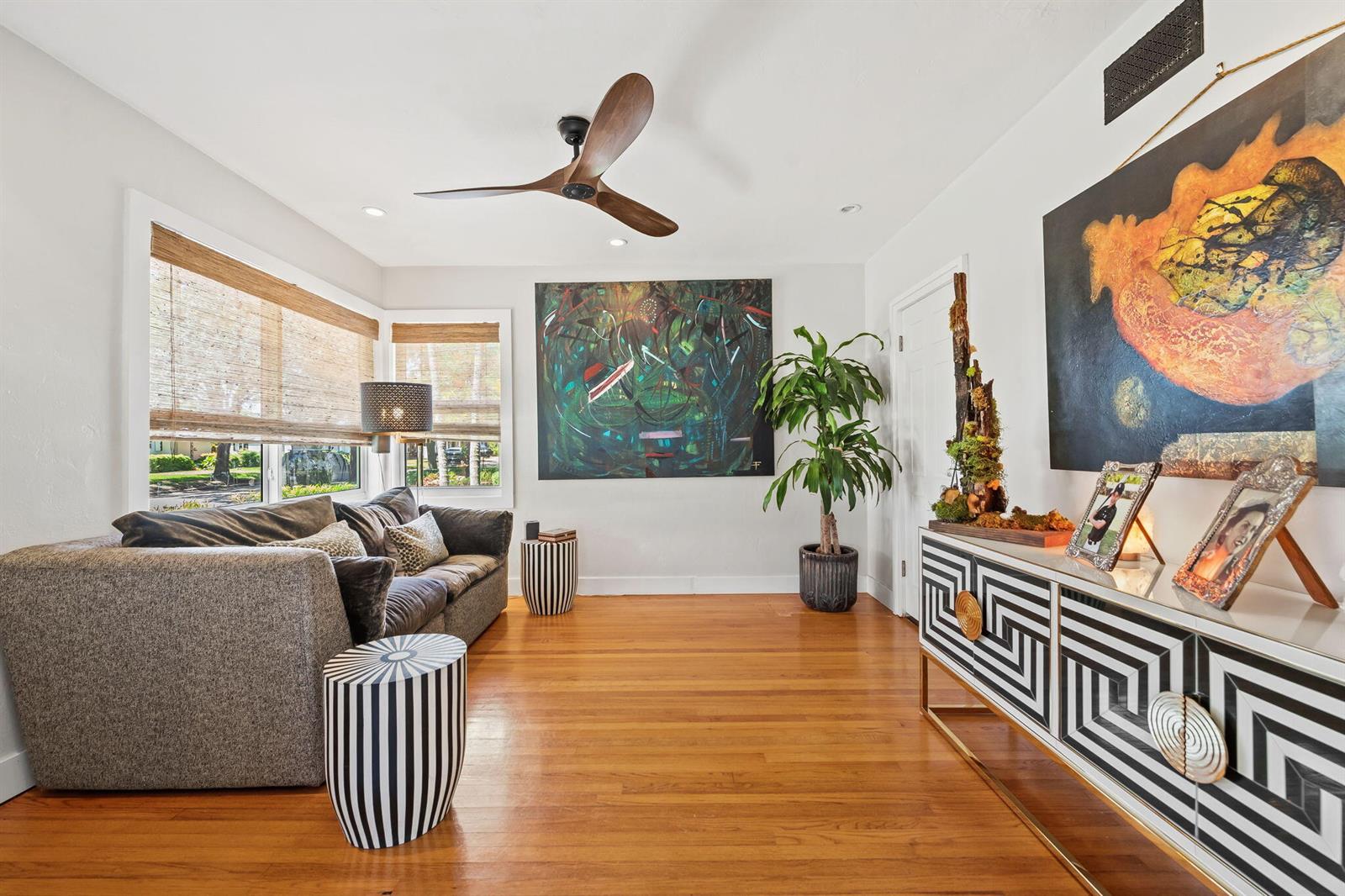 1555 Monroe, Hollywood, FL 33020 - For Sale photo 11