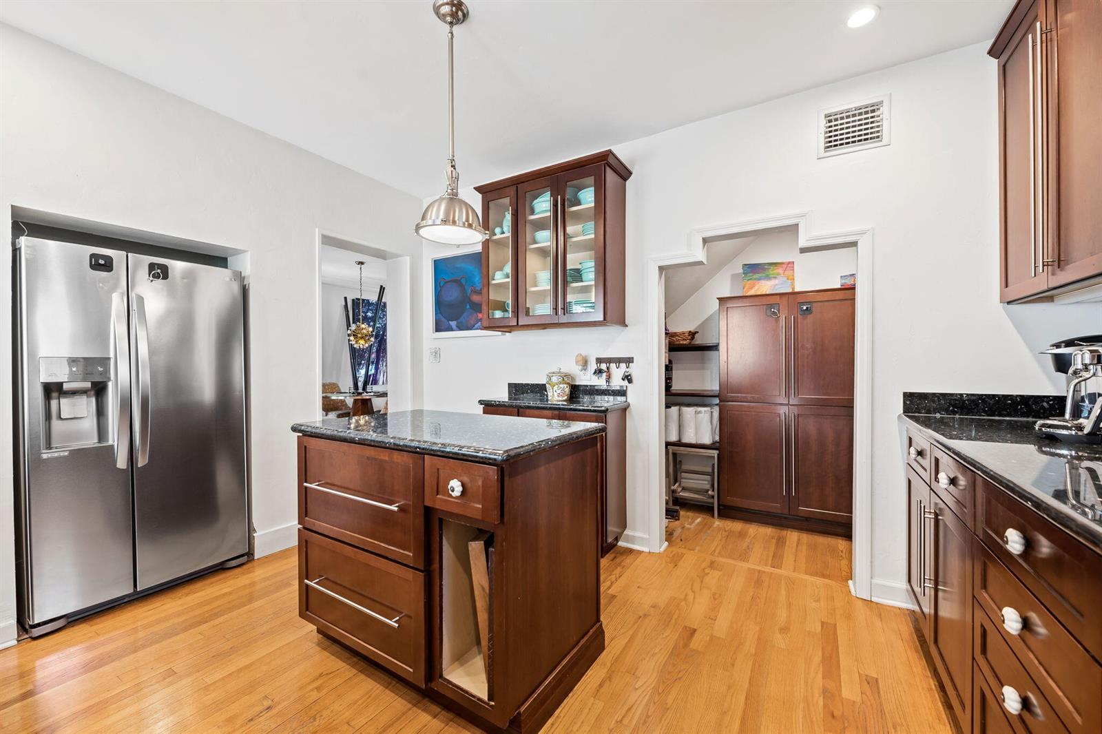 1555 Monroe, Hollywood, FL 33020 - For Sale photo 9