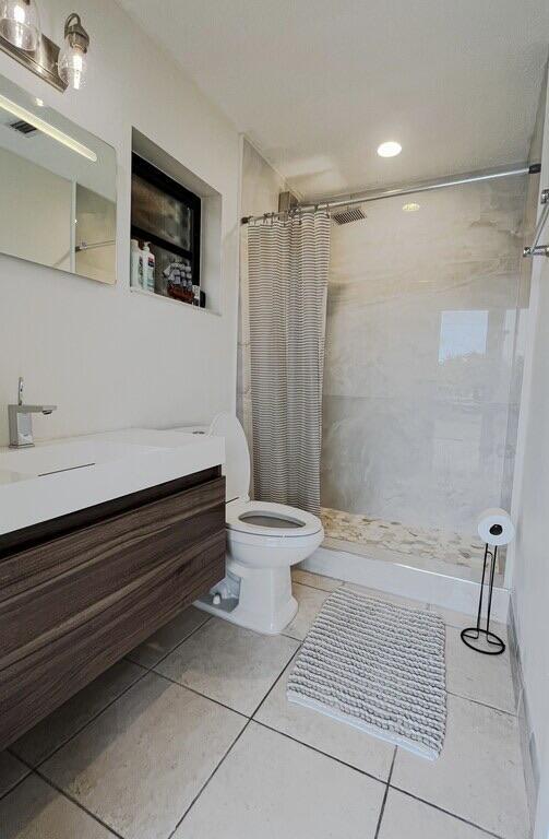 1104 Washington, Hollywood, FL 33019 - For Sale photo 11