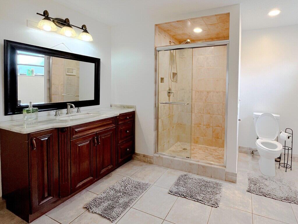 1104 Washington, Hollywood, FL 33019 - For Sale photo 15