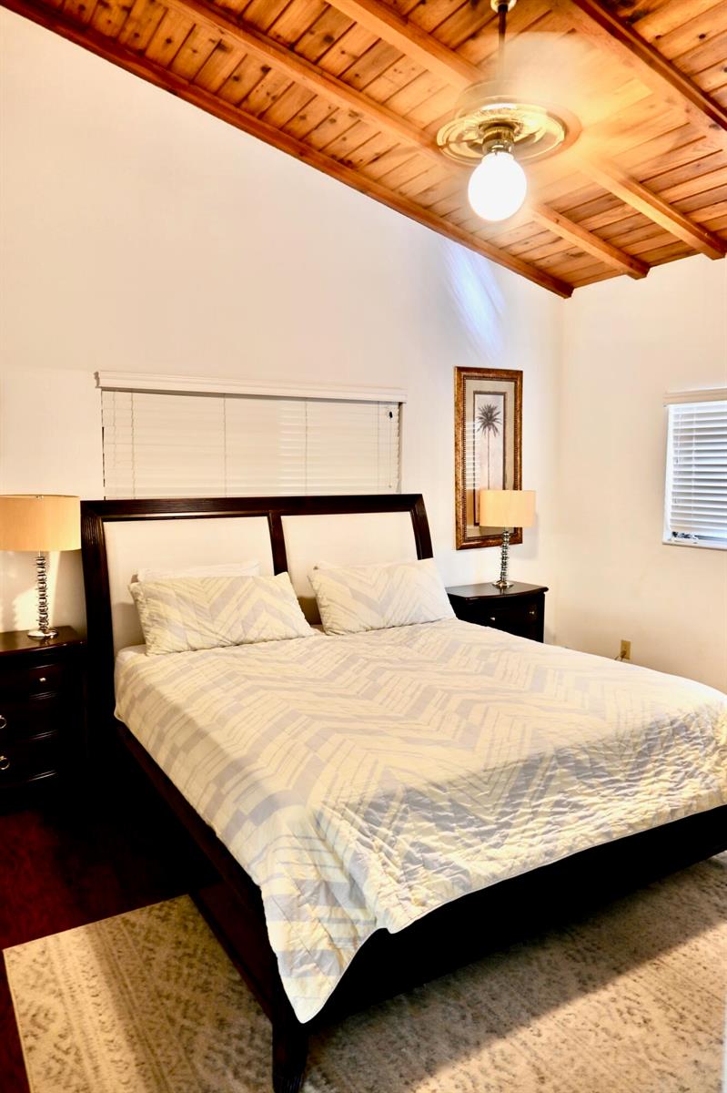 1104 Washington, Hollywood, FL 33019 - For Sale photo 18