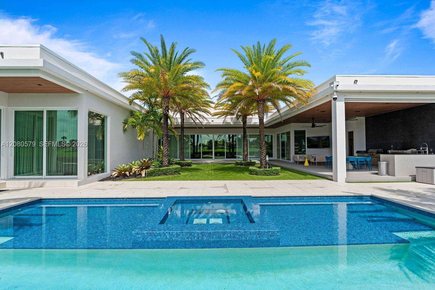 3939 Country Club Ln, Fort Lauderdale, FL 33308 - For Sale photo 1