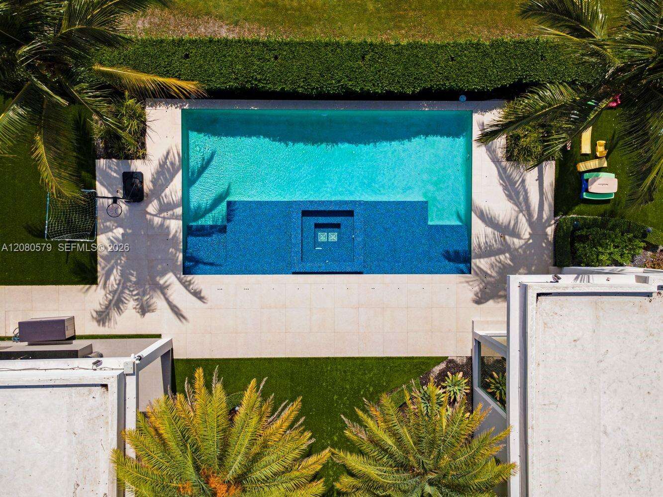 3939 Country Club Ln, Fort Lauderdale, FL 33308 - For Sale photo 5
