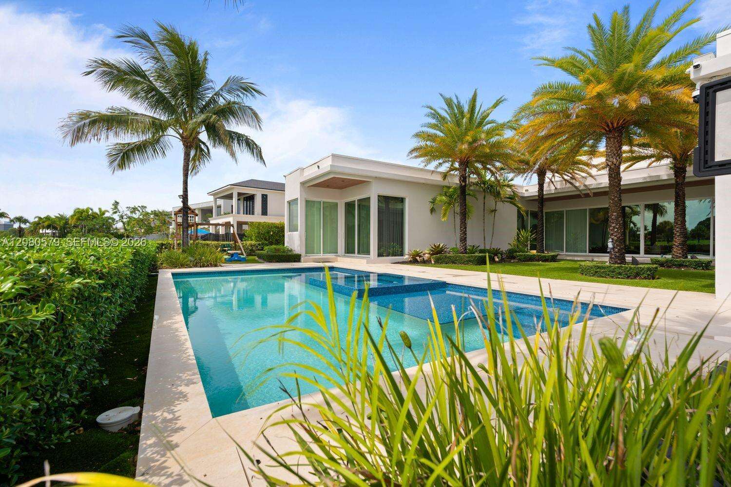 3939 Country Club Ln, Fort Lauderdale, FL 33308 - For Sale photo 6