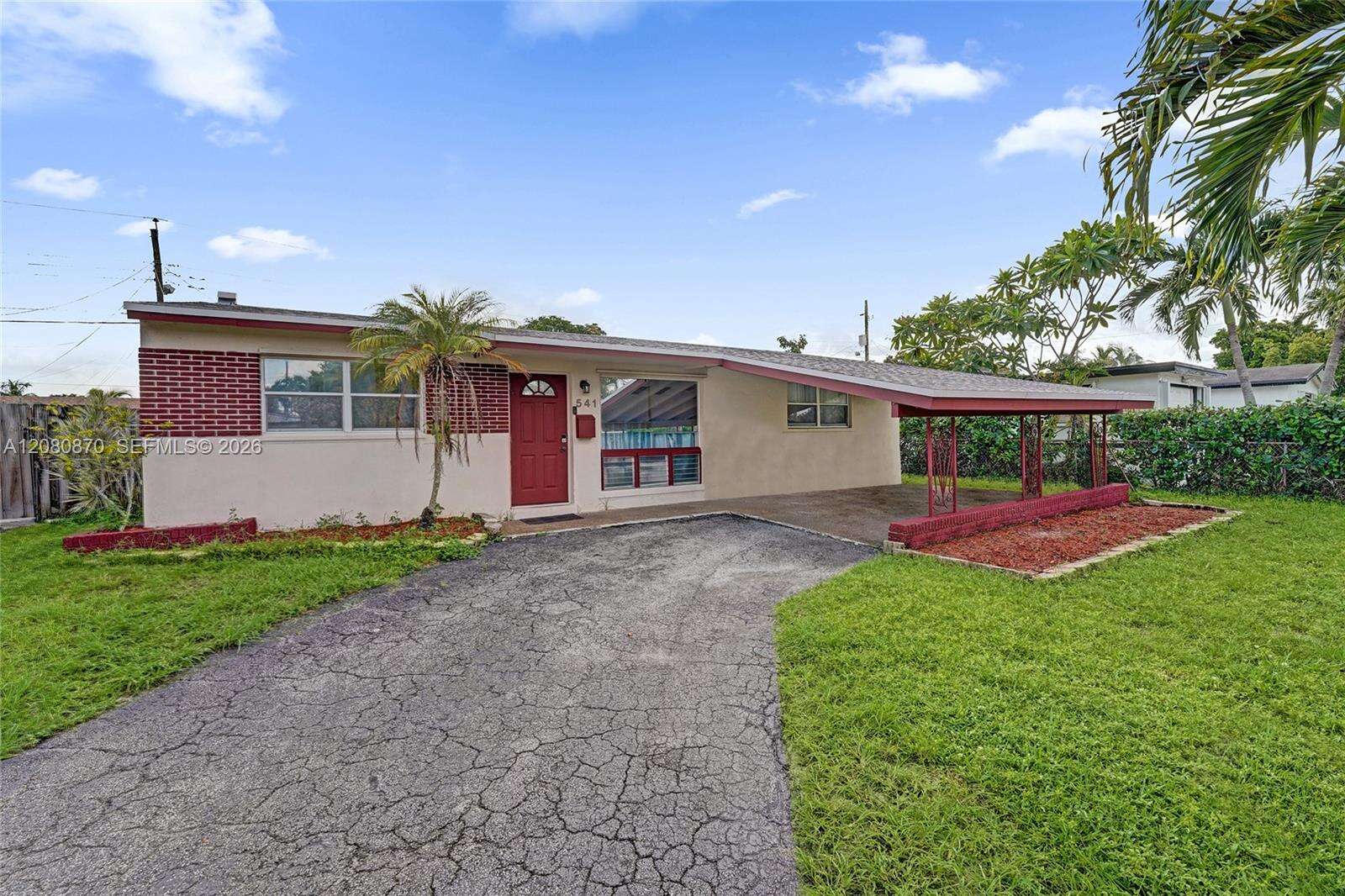 541 70th Ter, Hollywood, FL 33024 - For Sale photo 1