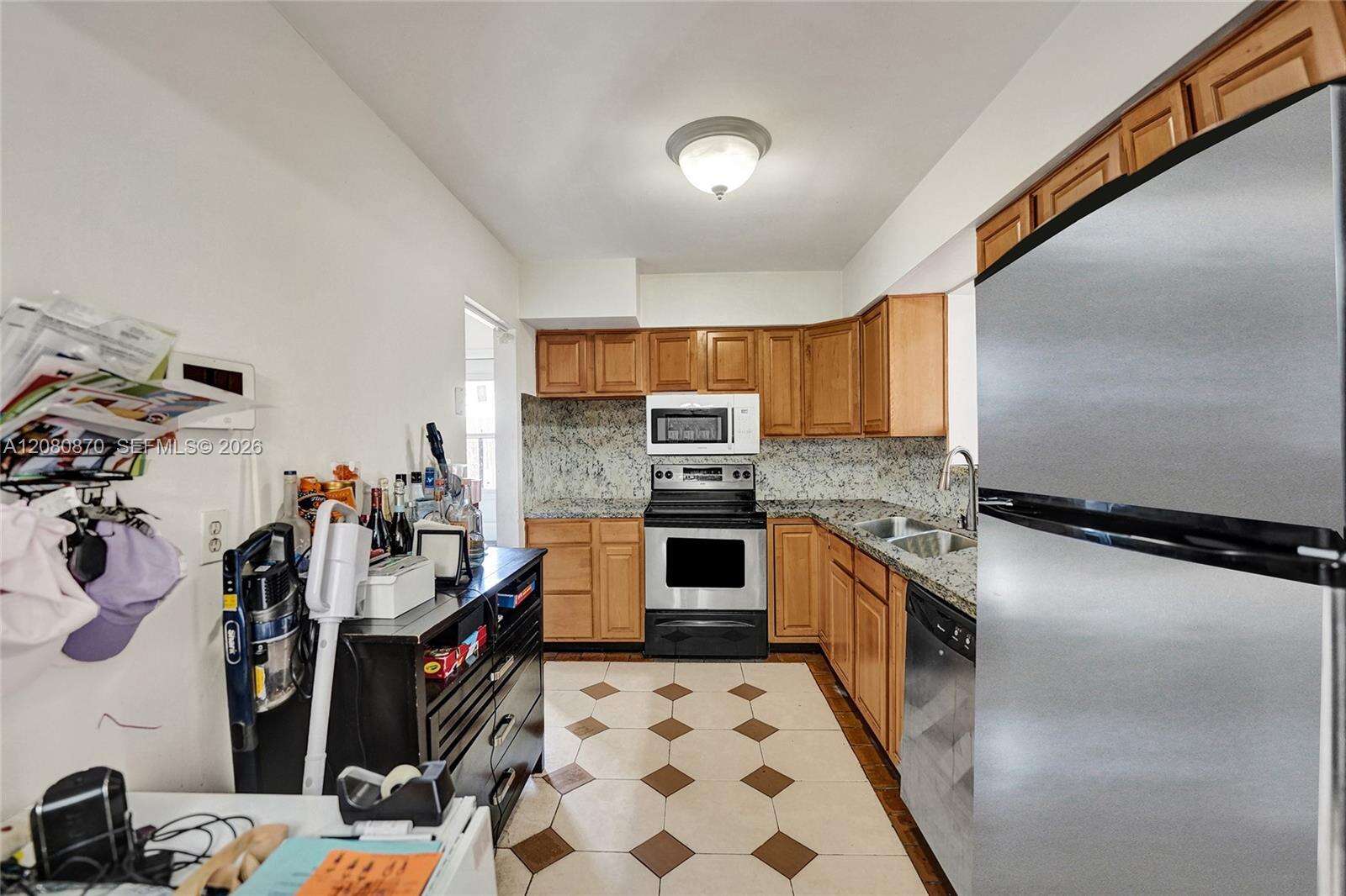 541 70th Ter, Hollywood, FL 33024 - For Sale photo 13