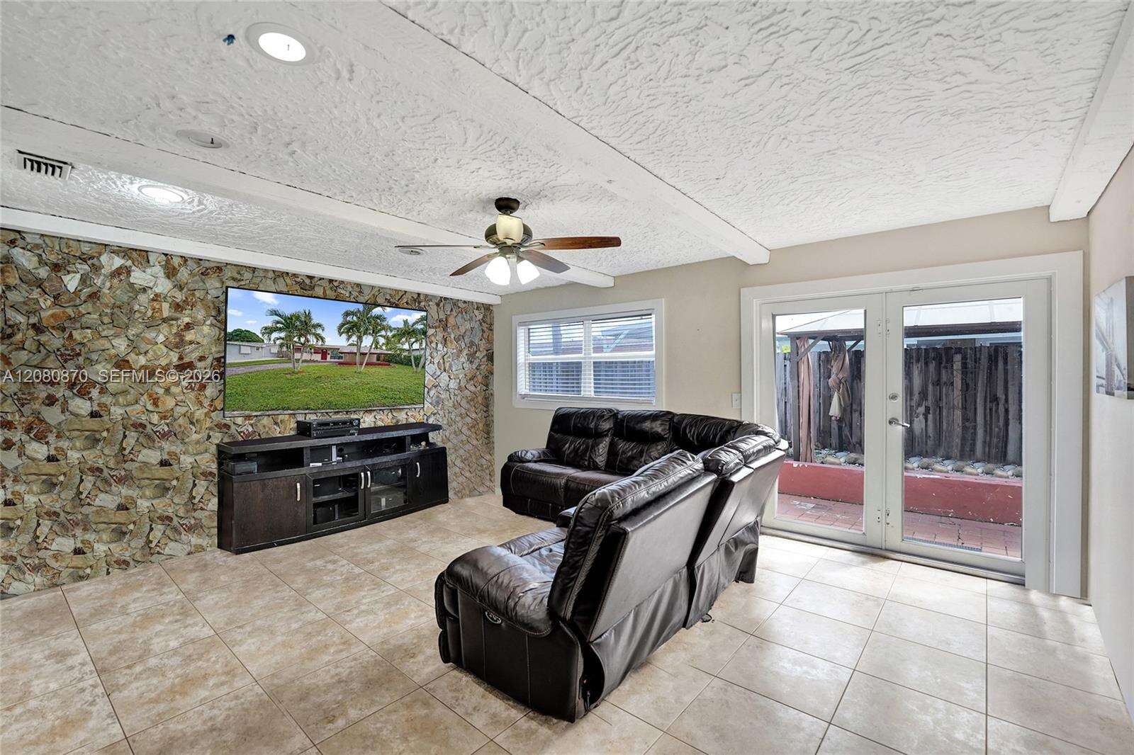 541 70th Ter, Hollywood, FL 33024 - For Sale photo 19