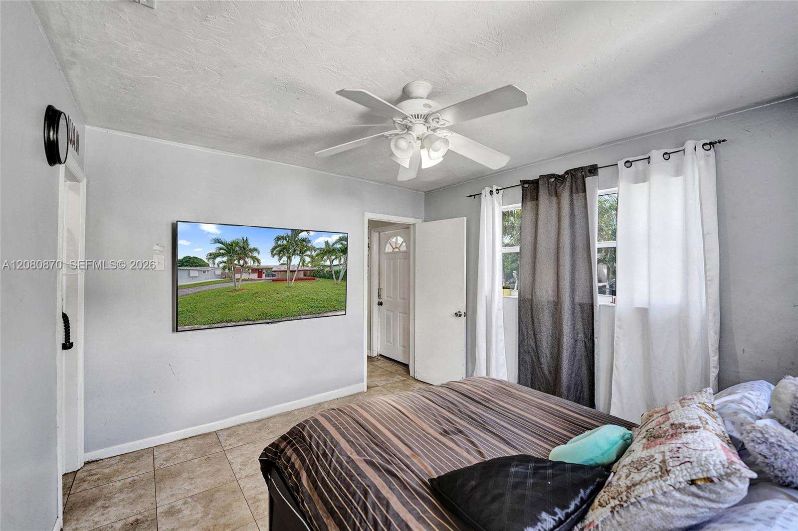 541 70th Ter, Hollywood, FL 33024 - For Sale photo 27