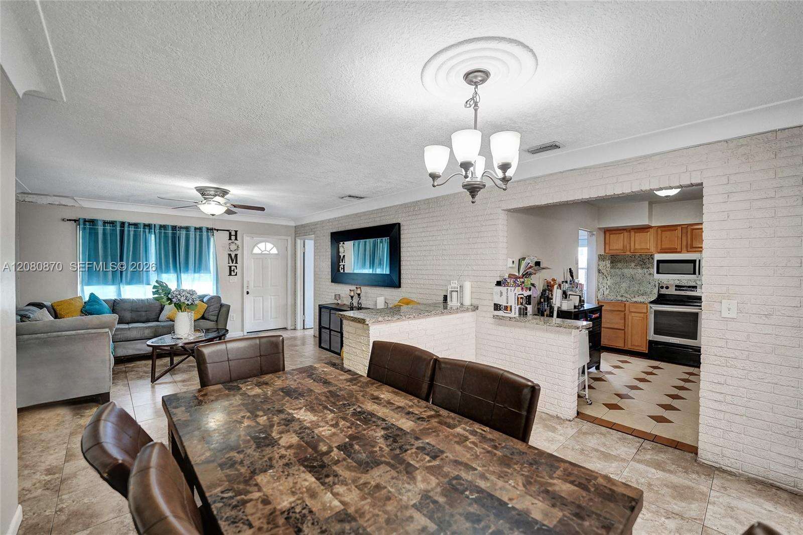 541 70th Ter, Hollywood, FL 33024 - For Sale photo 10