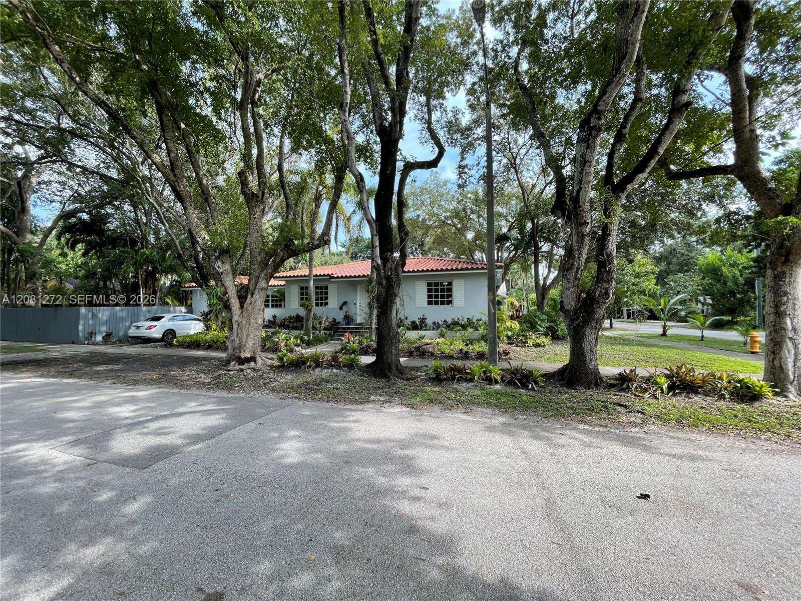 2935 Calusa St, Miami, FL 33133 - For Sale photo 8