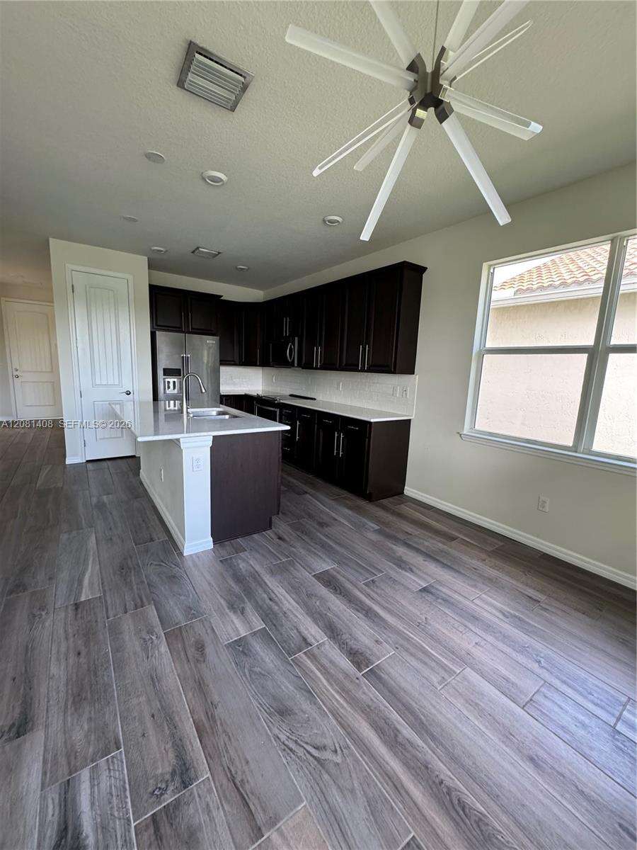 4729 Greenway Dr, Hollywood, FL 33021 - For Sale photo 3