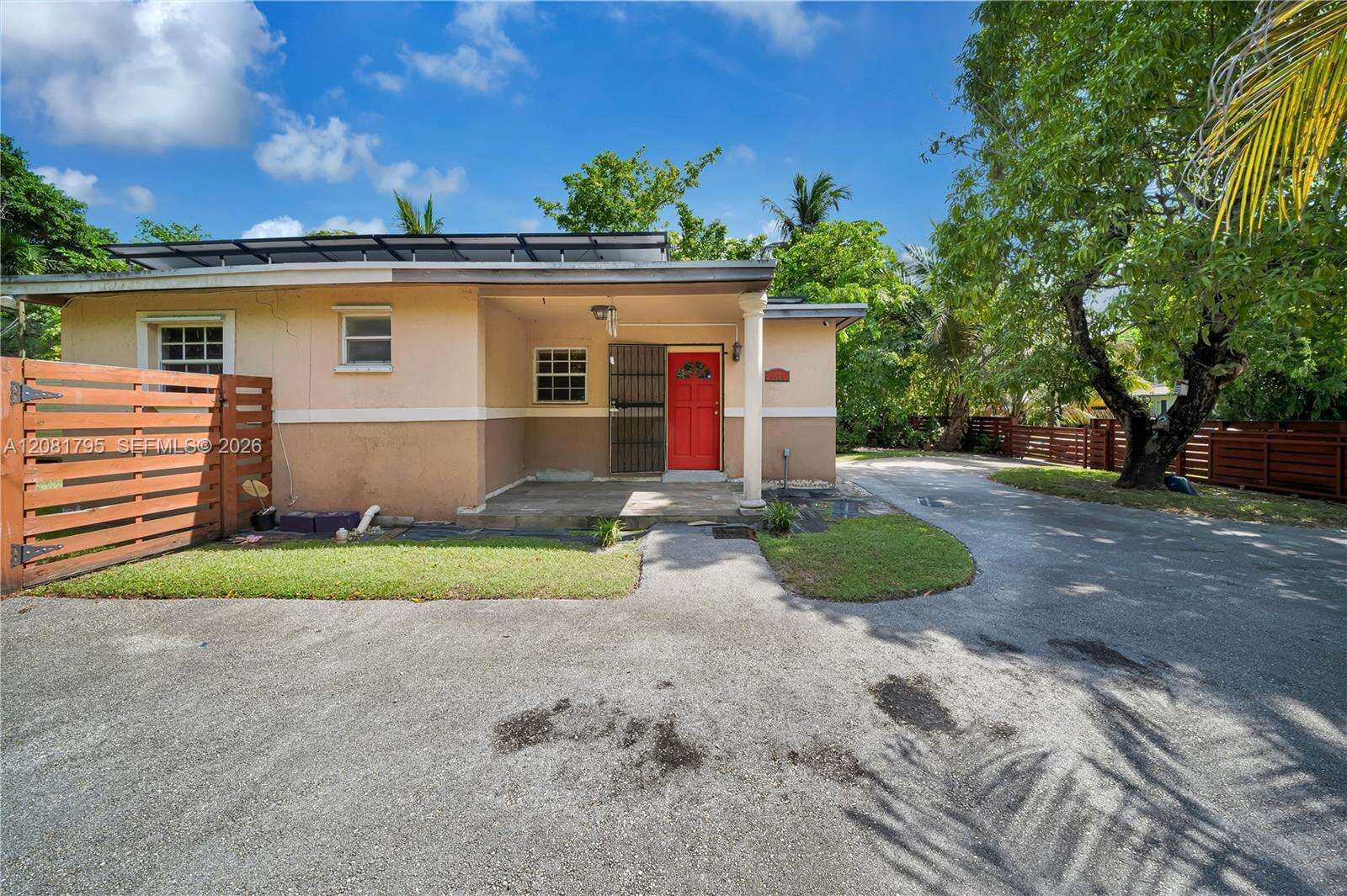 6401 63rd Ct, South Miami, FL 33143 - For Sale photo 4