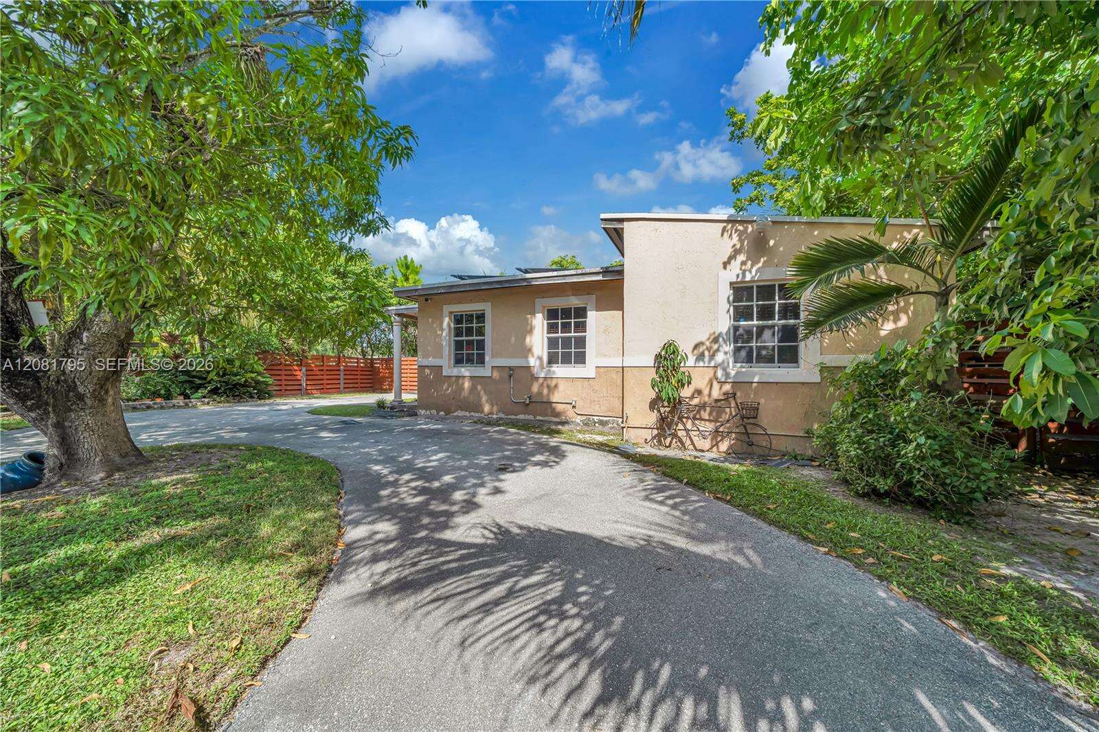 6401 63rd Ct, South Miami, FL 33143 - For Sale photo 5