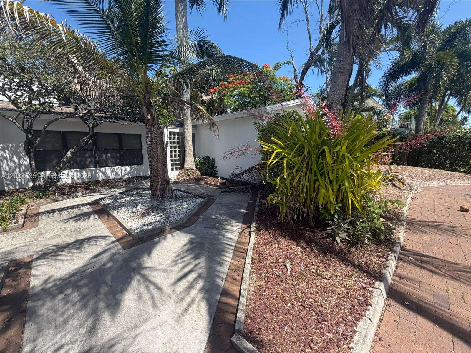 1524 18th Ave, Fort Lauderdale, FL 33304 - For Sale photo 3