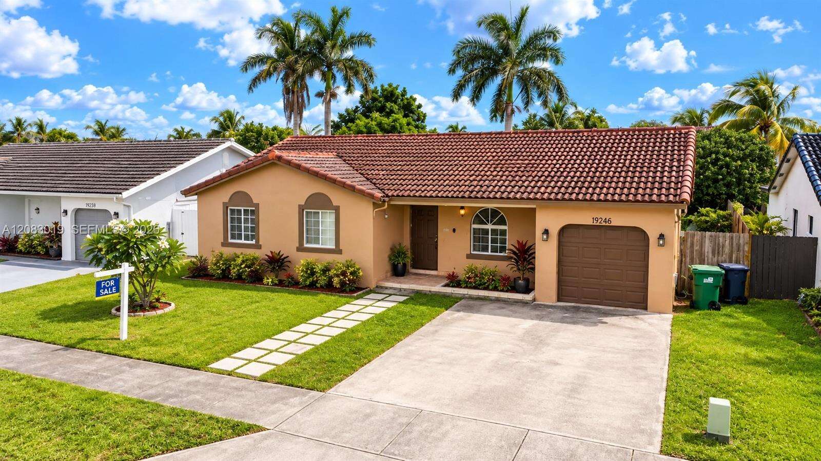 18045 154th Pl, Miami, FL 33187 - For Sale photo 1