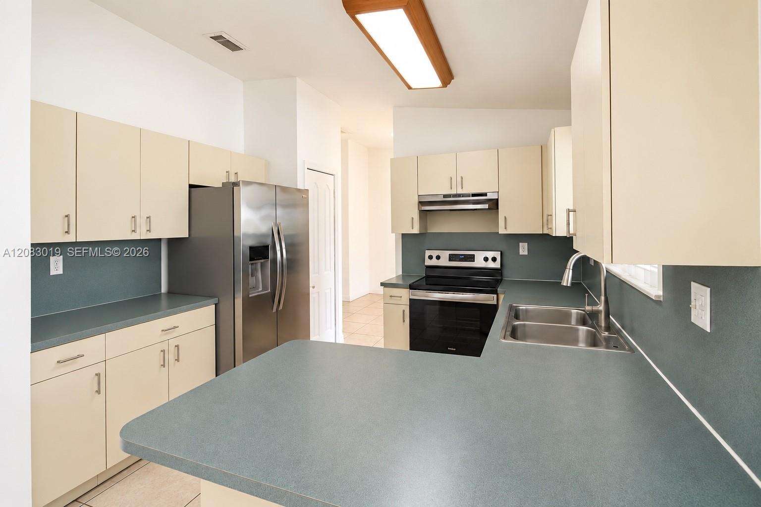 18045 154th Pl, Miami, FL 33187 - For Sale photo 20