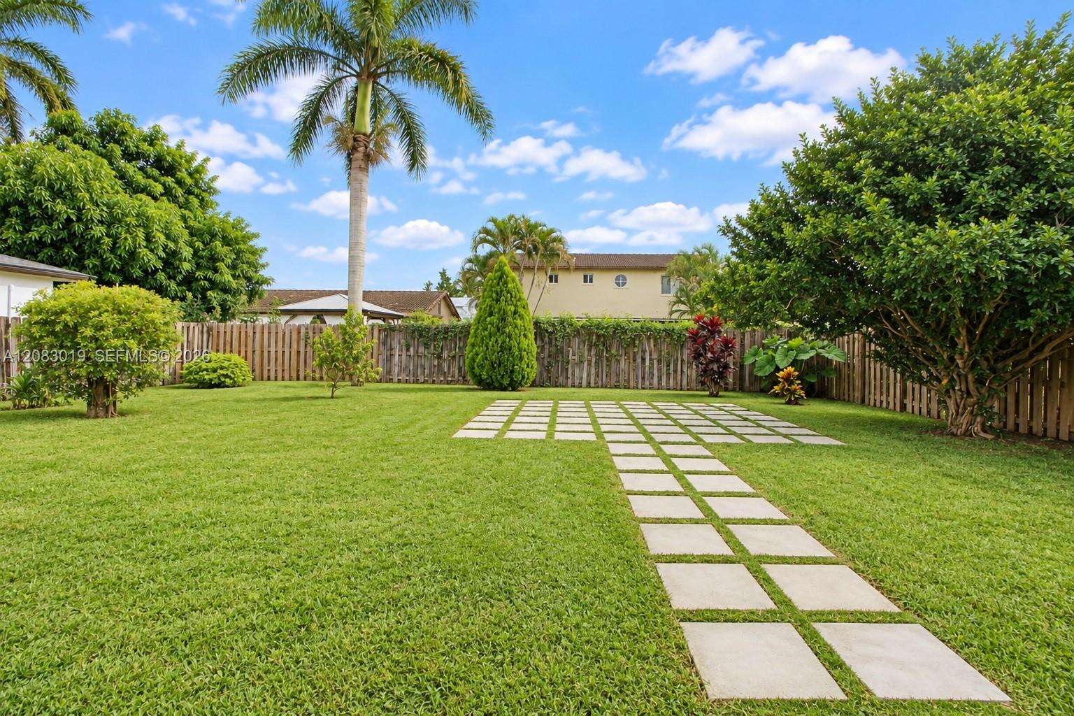18045 154th Pl, Miami, FL 33187 - For Sale photo 24