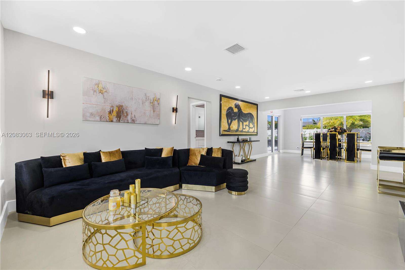 1104 13th Ter, Hollywood, FL 33019 - For Sale photo 3