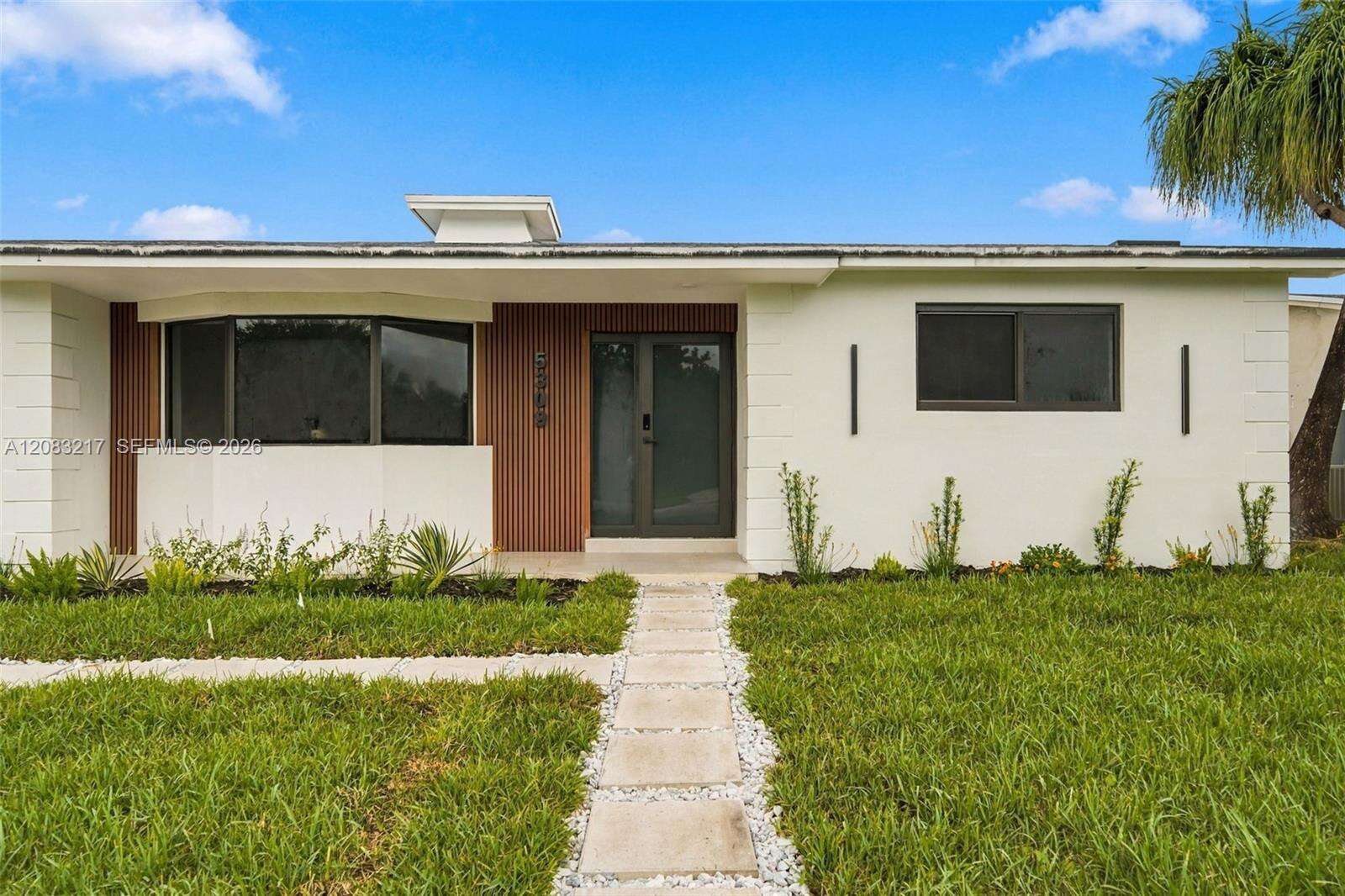 5309 Hayes St, Hollywood, FL 33021 - For Sale photo 3