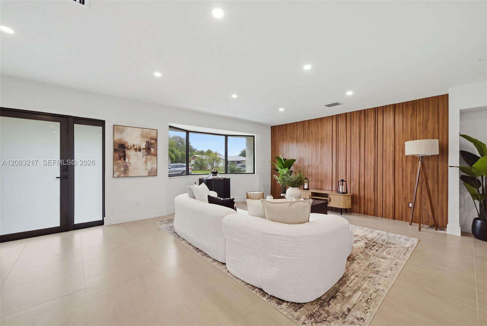5309 Hayes St, Hollywood, FL 33021 - For Sale photo 7