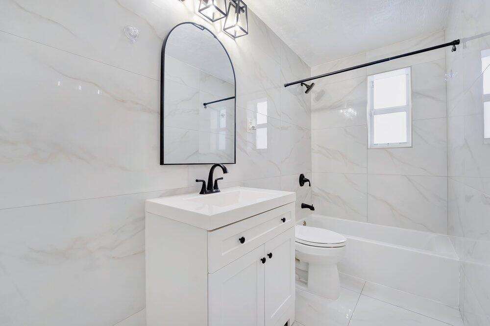 2220 Hope, Hollywood, FL 33020 - For Sale photo 12