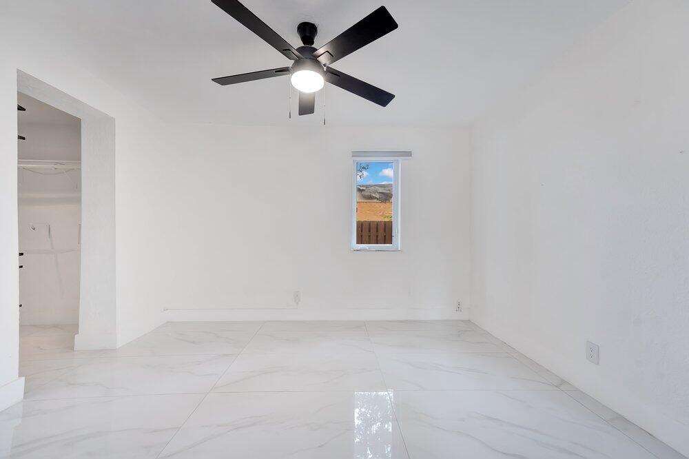 2220 Hope, Hollywood, FL 33020 - For Sale photo 8