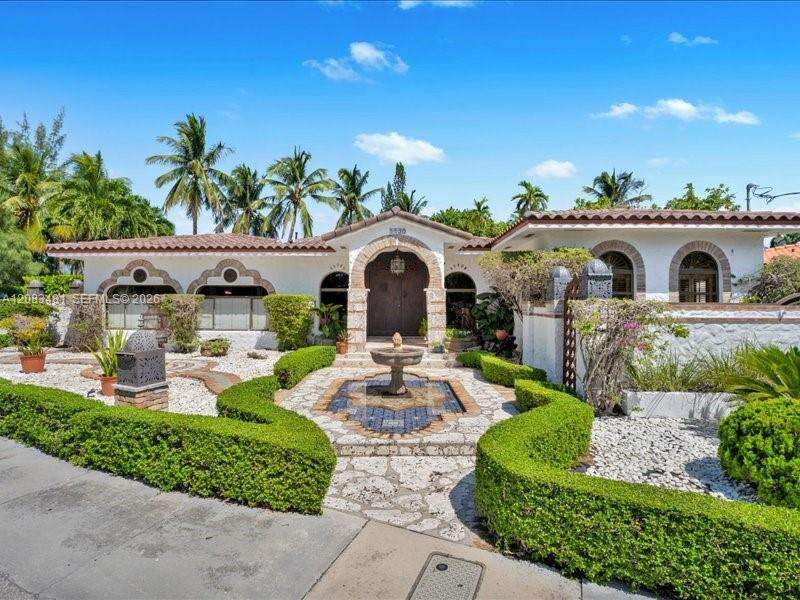 1150 Biscayne Point Rd, Miami Beach, FL 33141 - For Sale photo 7