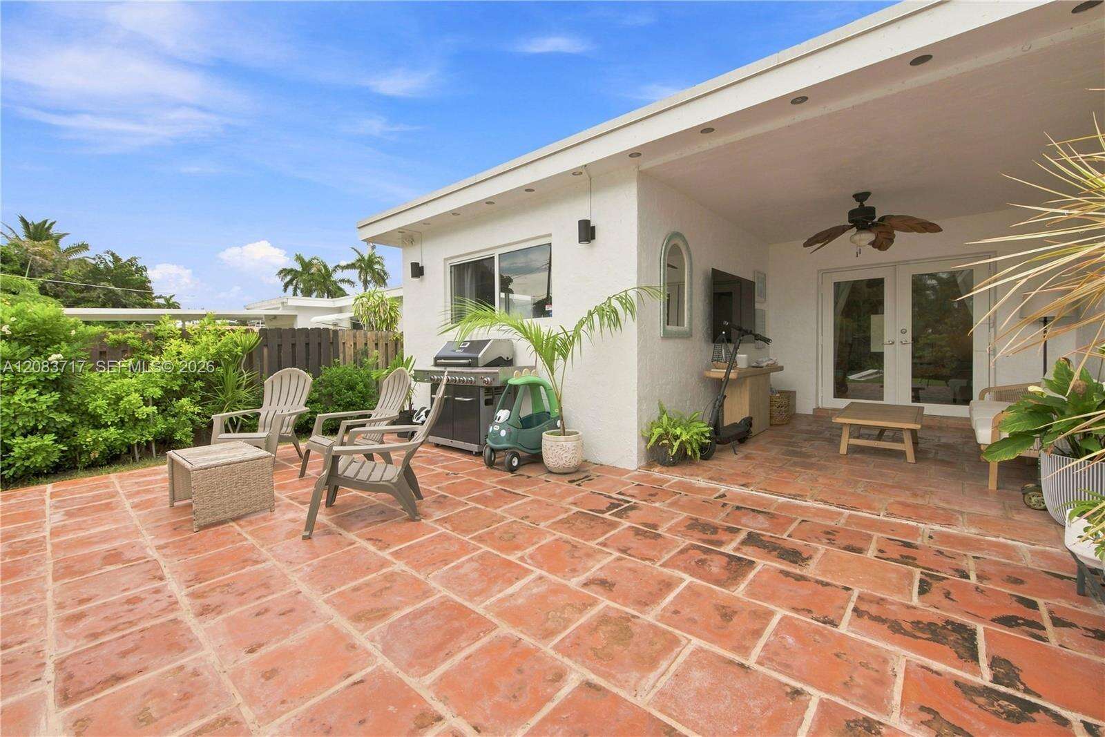 1119 Buchanan St, Hollywood, FL 33019 - For Sale photo 20
