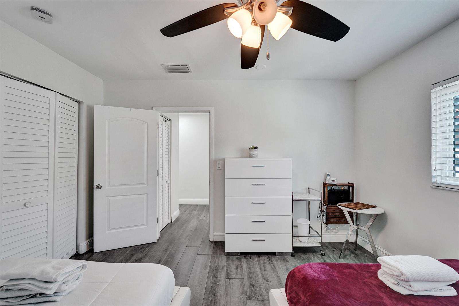 1535 Hollywood, Hollywood, FL 33020 - For Sale photo 18