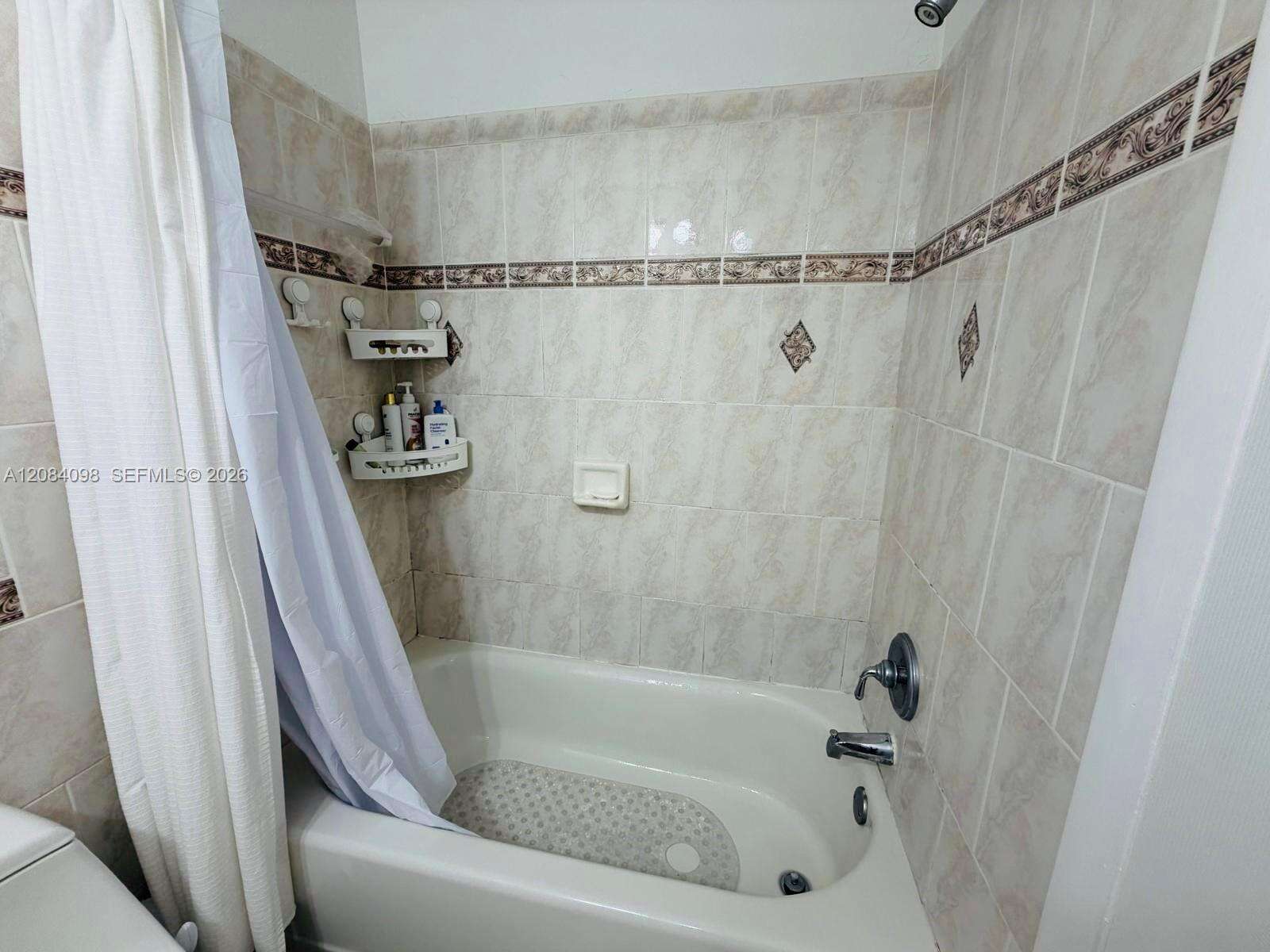 332 Briarwood Cir, Hollywood, FL 33024 - For Sale photo 15